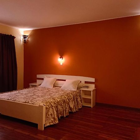 Antsirabe Hotel Exterior foto