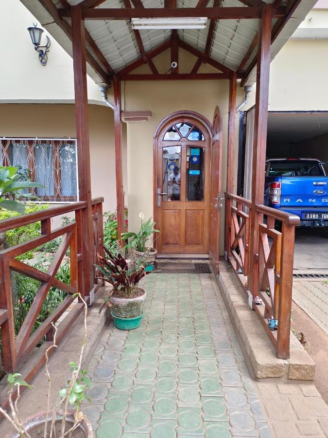 Antsirabe Hotel Exterior foto