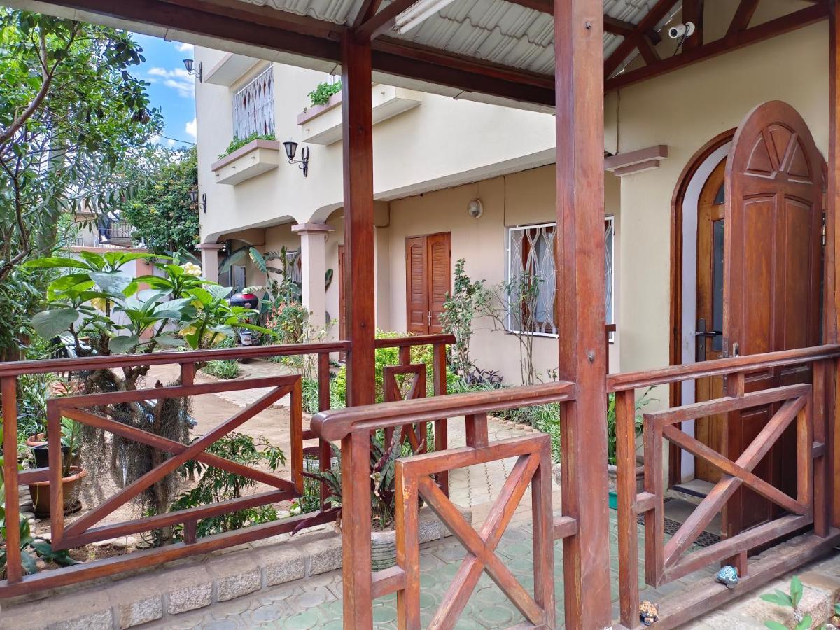 Antsirabe Hotel Exterior foto