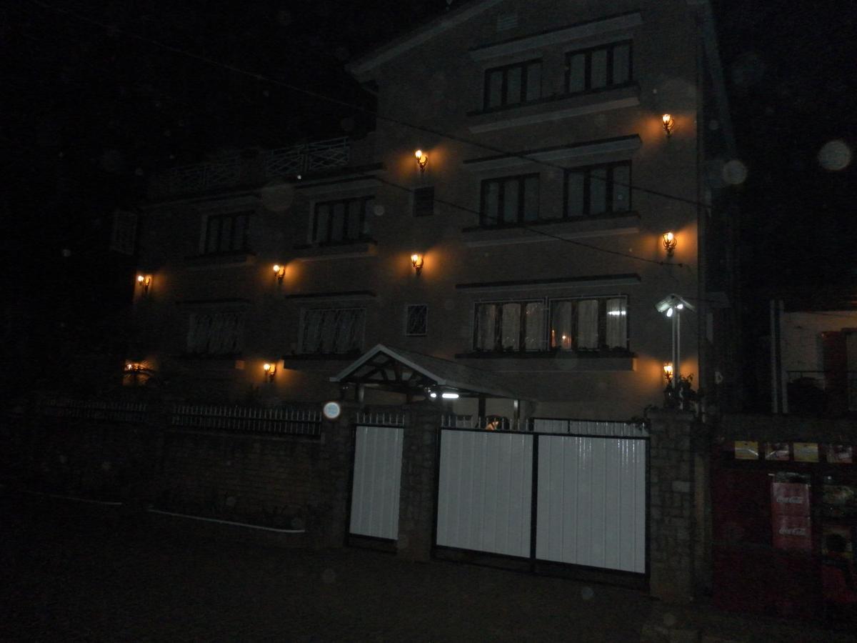 Antsirabe Hotel Exterior foto