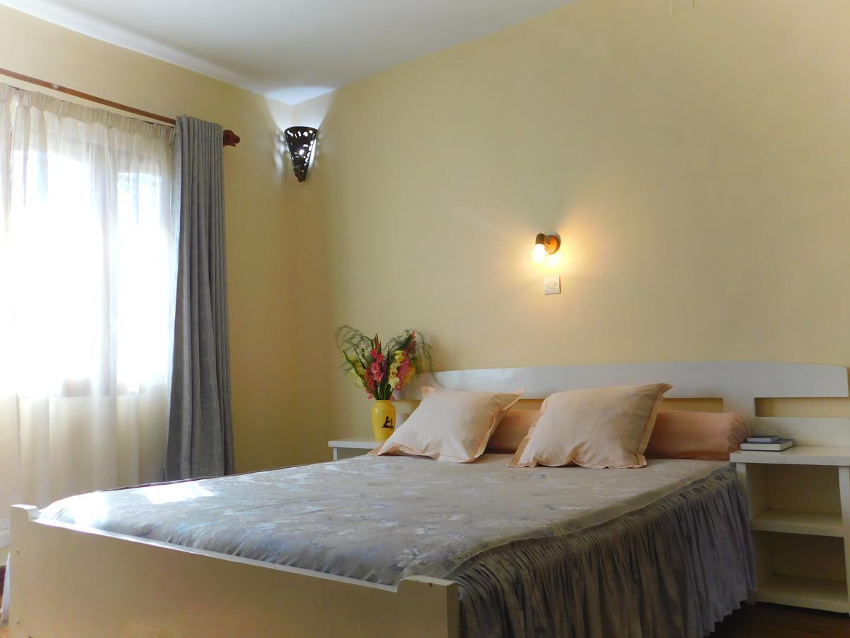 Antsirabe Hotel Exterior foto