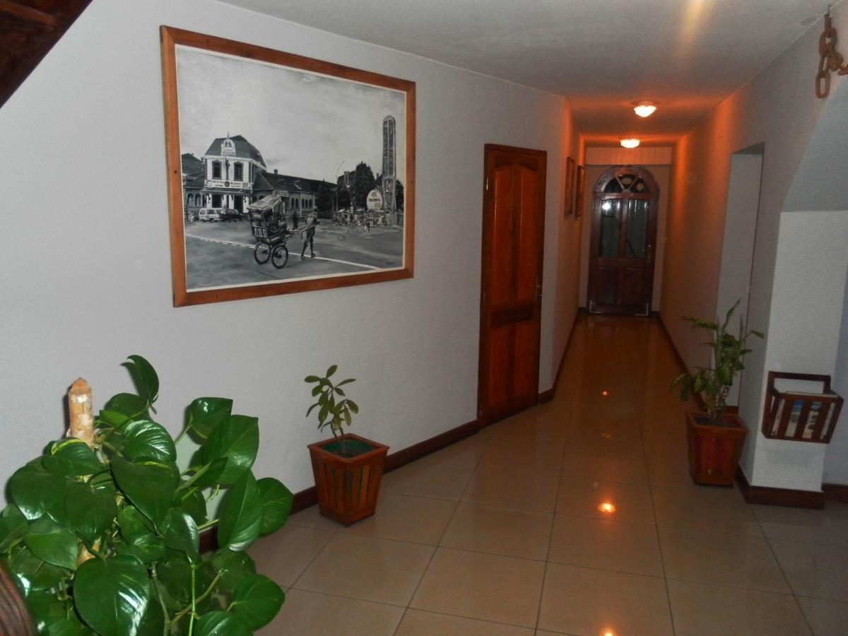Antsirabe Hotel Exterior foto