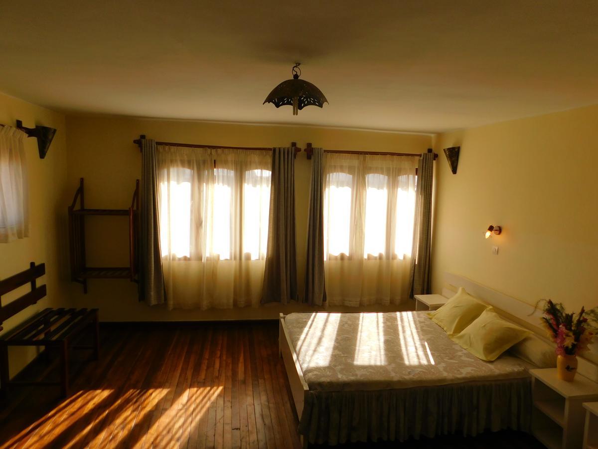 Antsirabe Hotel Exterior foto